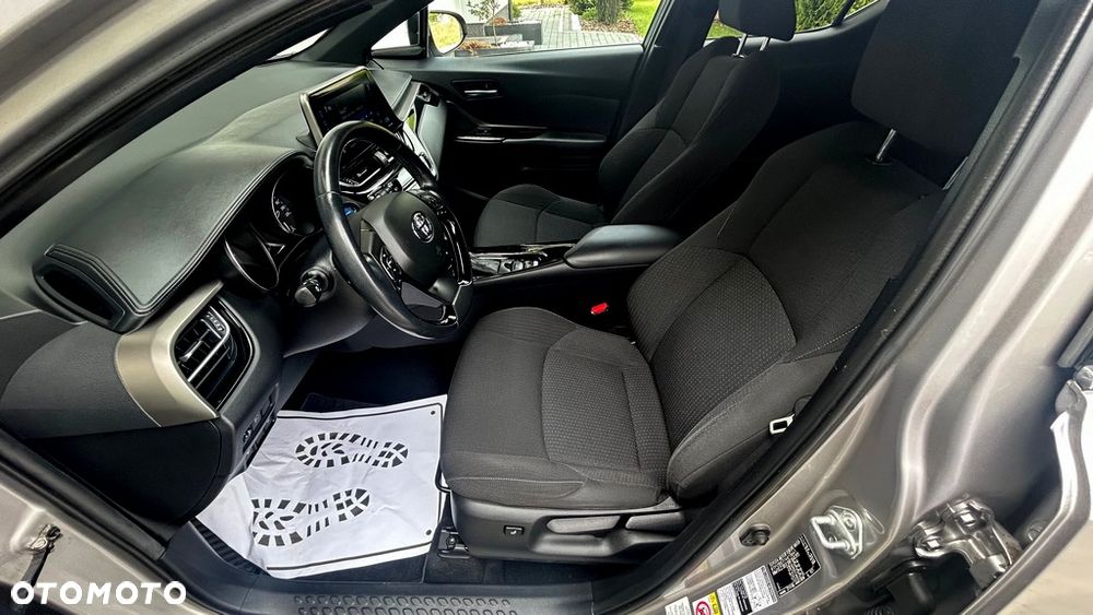 Toyota C-HR Business-Edition - 8