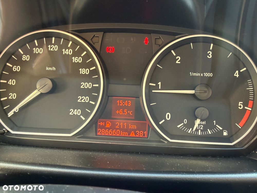 BMW Seria 1 118d - 15