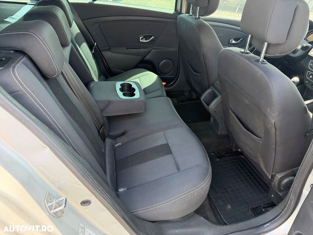Renault Megane dCi 130 FAP Dynamique - 5