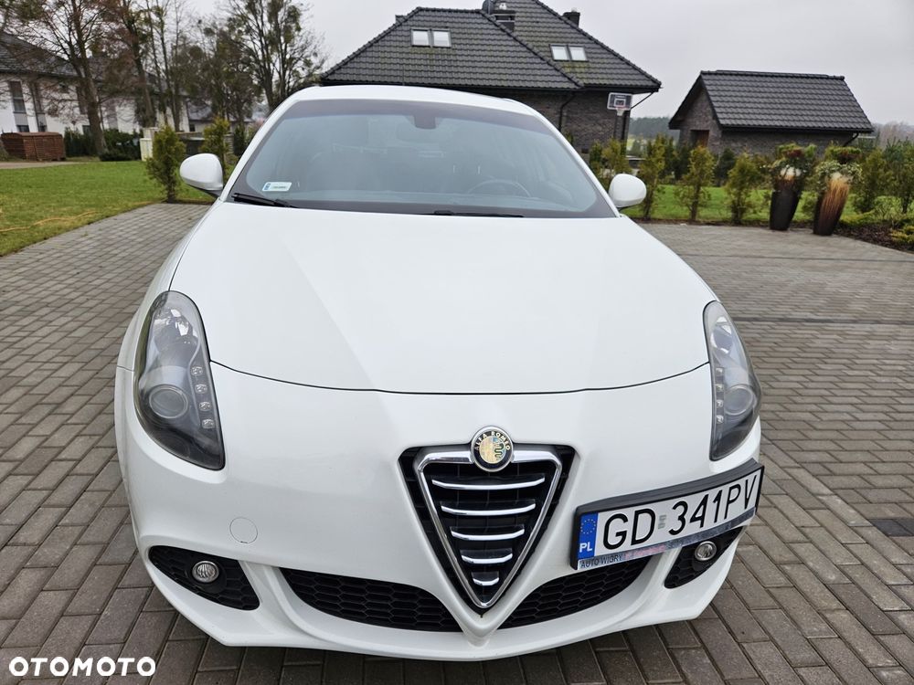 Alfa Romeo Giulietta 1.6 JTDM 16V Veloce - 3