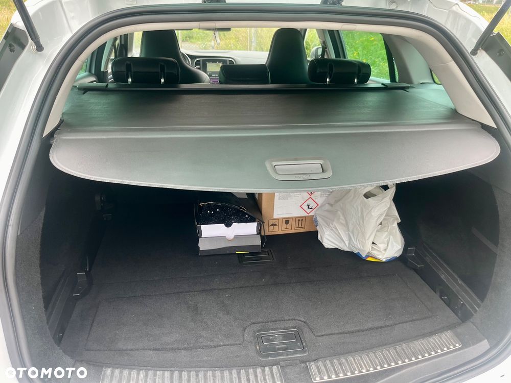 Renault Megane ENERGY dCi 165 EDC GT - 16