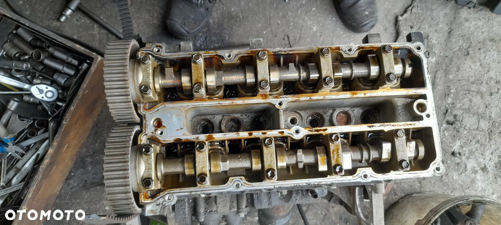 POKRYWA ZAWORÓW FORD FOCUS MK2 1.6 16V - 11