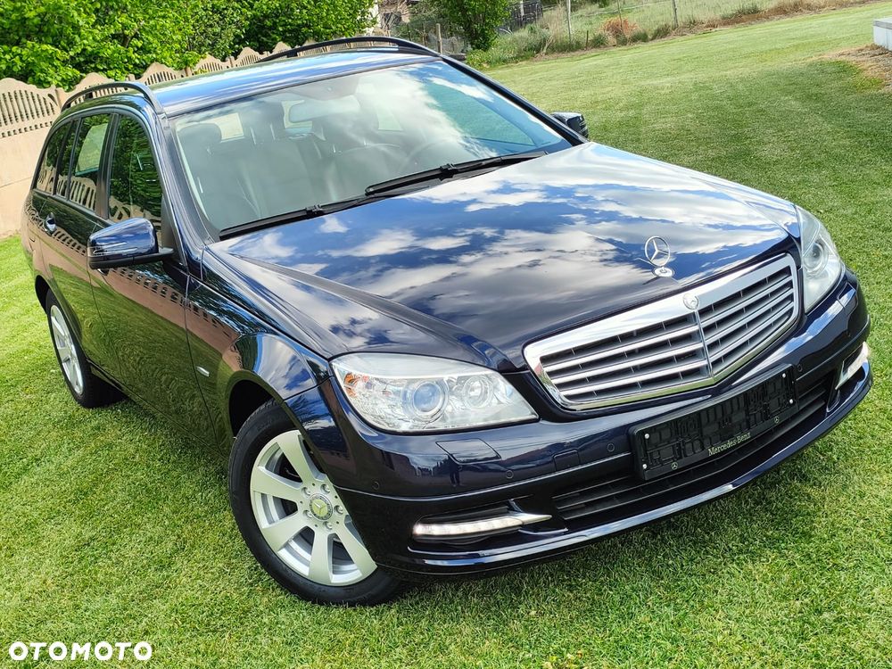 Mercedes-Benz Klasa C 200 CDI DPF (BlueEFFICIENCY) Avantgarde - 1