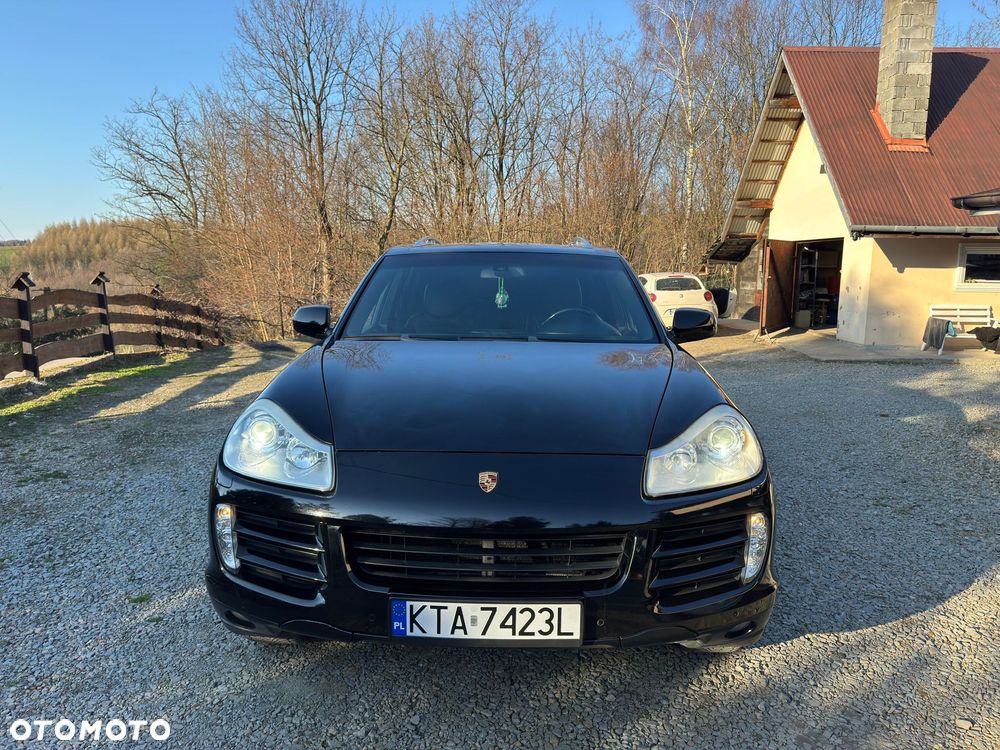 Porsche Cayenne - 7
