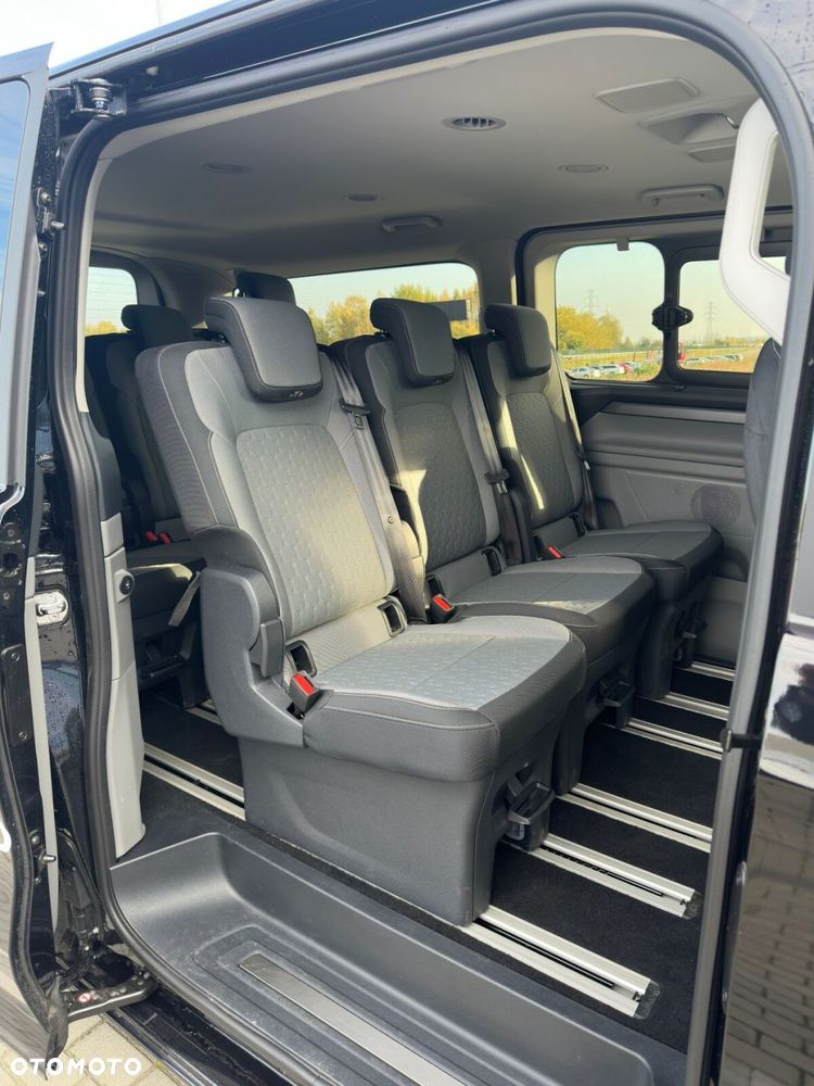 Ford Tourneo Custom - 8