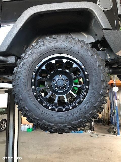 Jeep Wrangler - 3