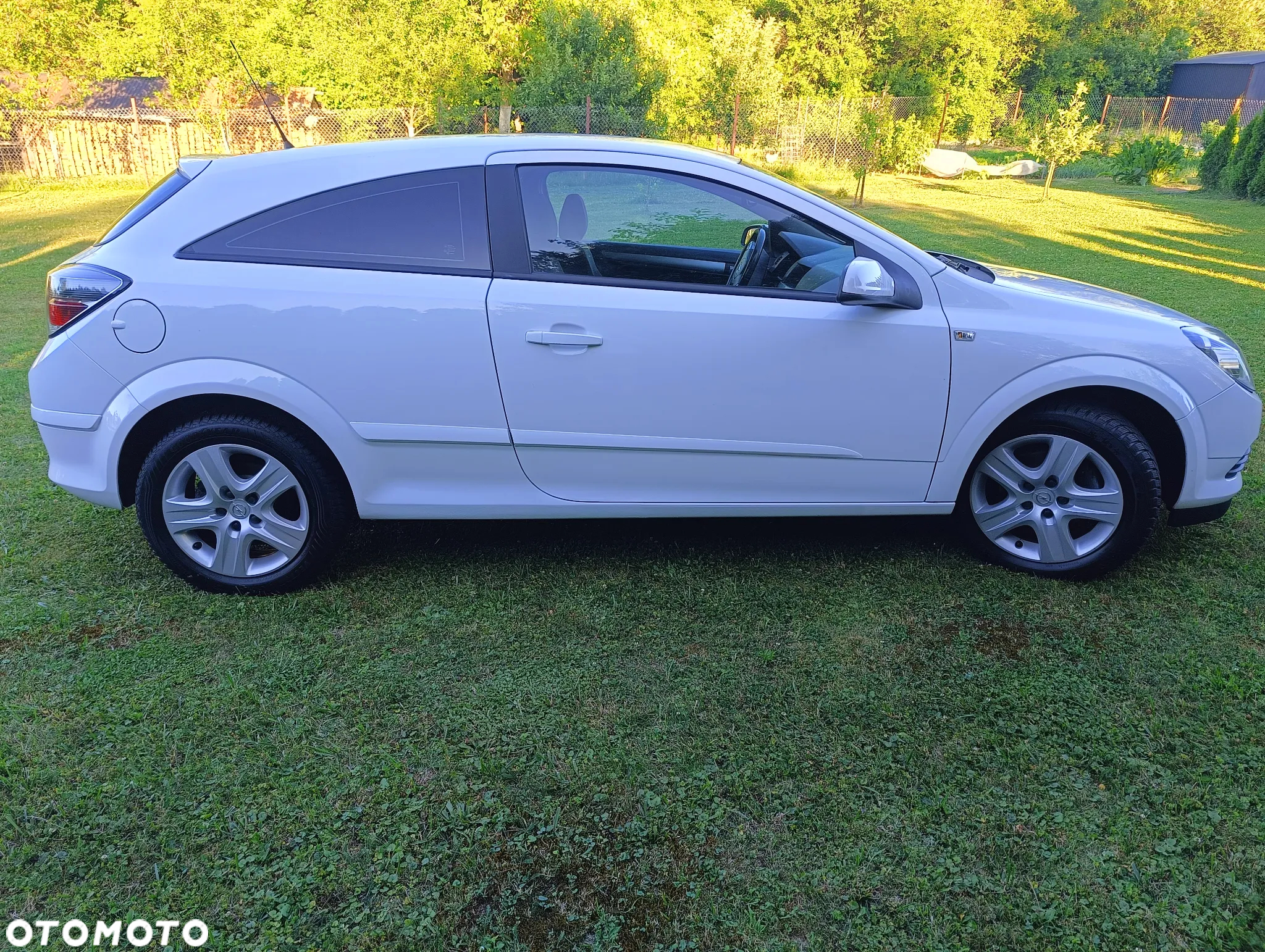 Opel Astra GTC 1.6 Easytronic Edition - 9