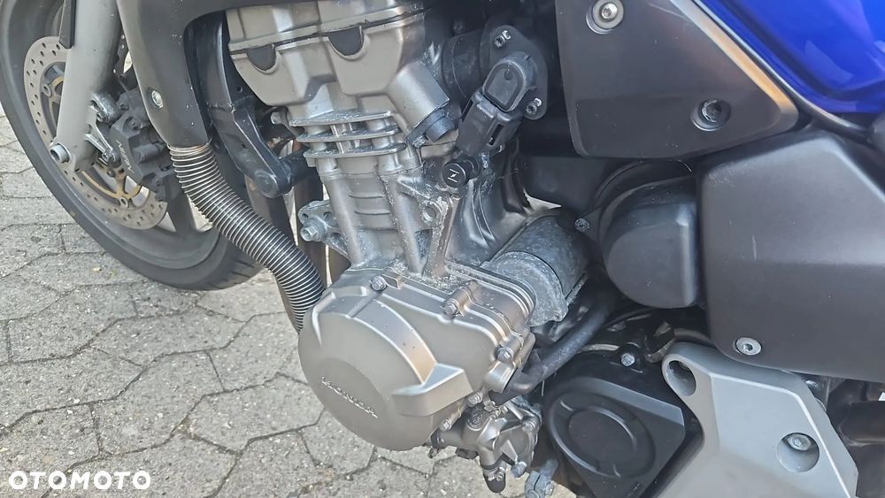 Honda Hornet - 7