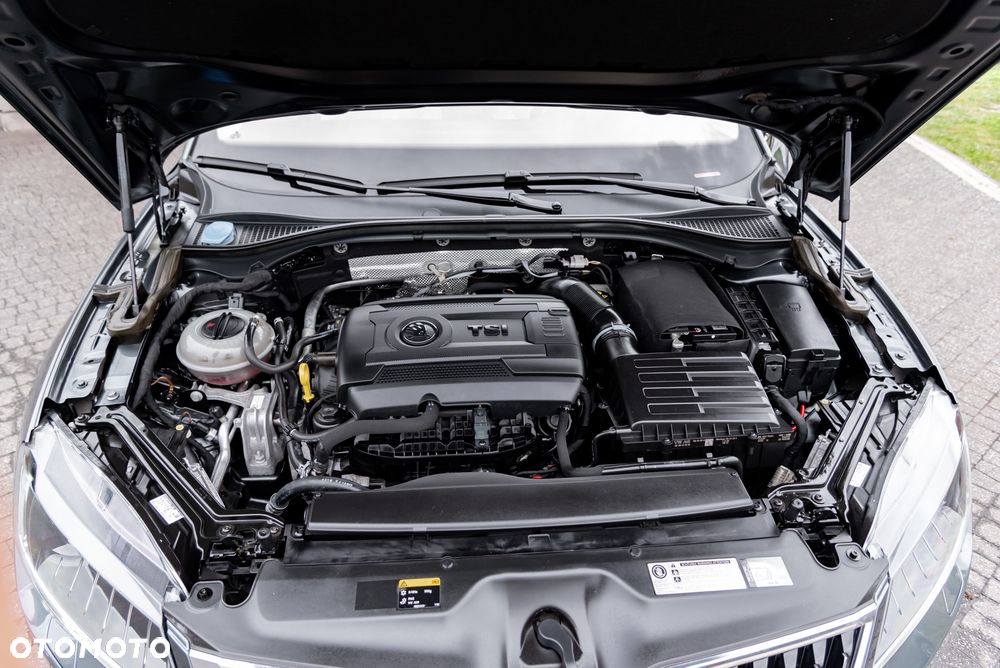 Skoda Superb 2.0 TSI 4x4 DSG L&K - 39
