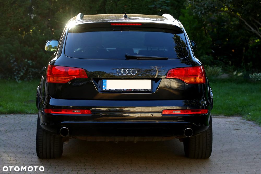 Audi Q7 - 11