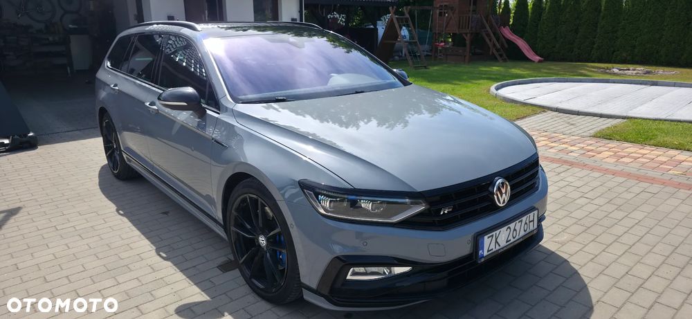 Volkswagen Passat - 2