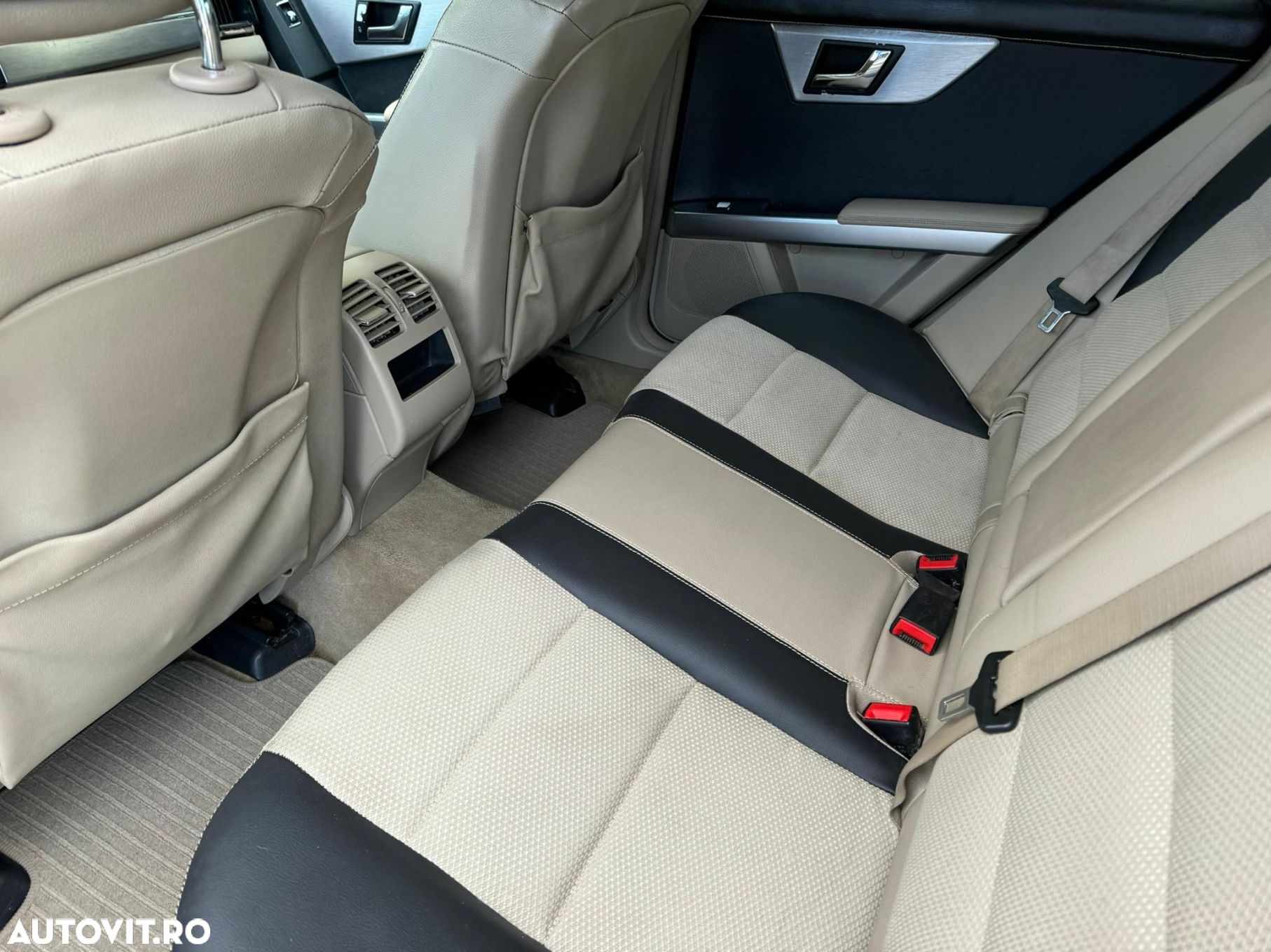 Mercedes-Benz GLK - 8