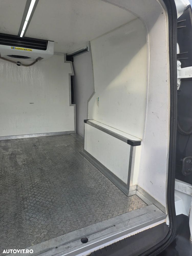 Ford TRANSIT CONNECT - 20