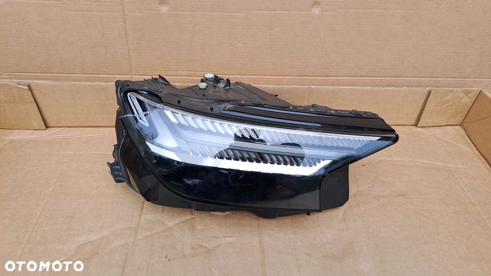 AUDI Q4 89A E-TRON MATRIX PRAWA LAMPA PRZÓD PRZEDNIA 89A941036 - 1