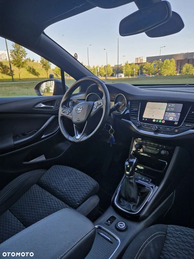 Opel Astra 1.6 D (CDTI) Dynamic - 4