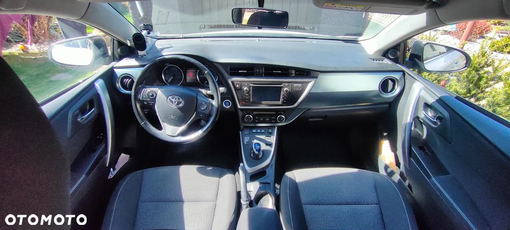 Toyota Auris - 14