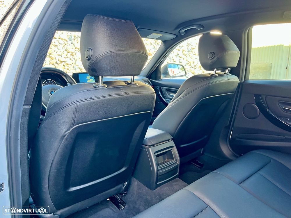 BMW 316 d Line Sport - 40