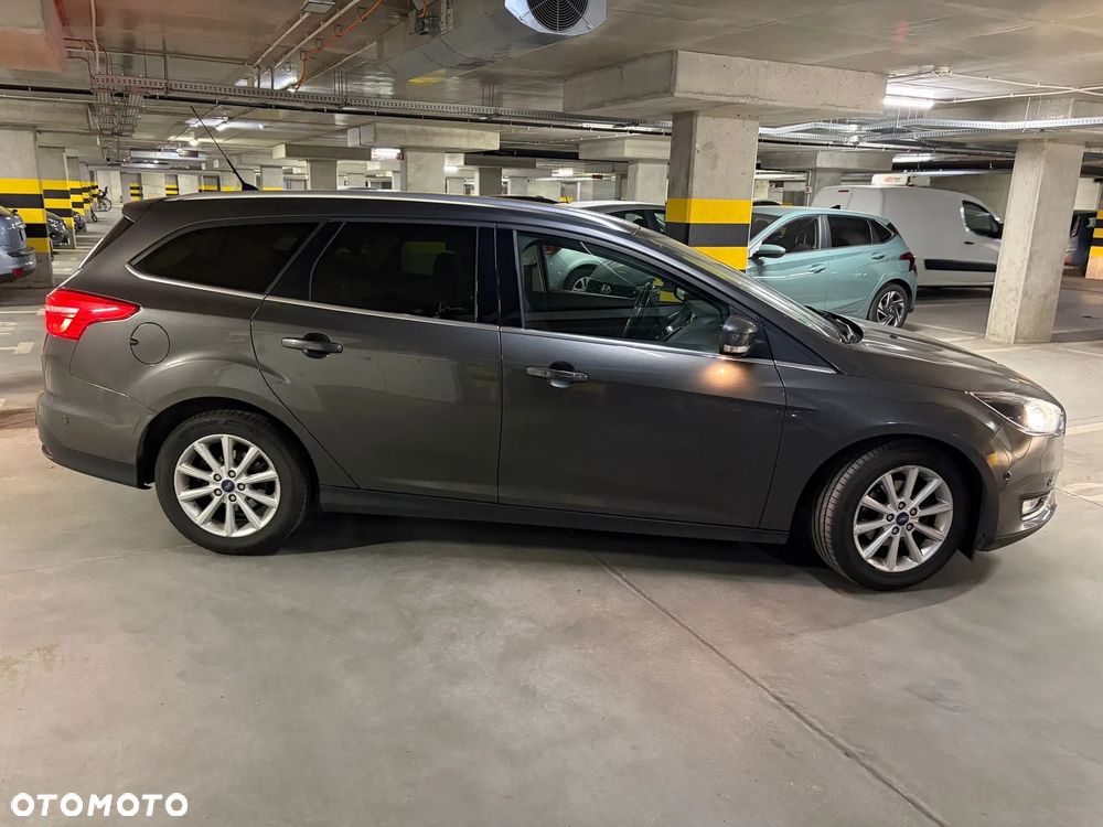 Ford Focus 1.0 EcoBoost Titanium ASS - 3