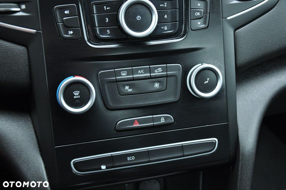 Renault Megane 1.6 SCe Life - 14