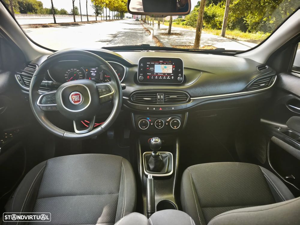 Fiat Tipo Station Wagon 1.6 M-Jet Lounge Tech - 6