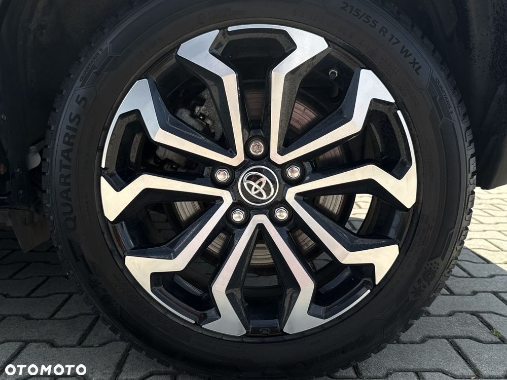 Toyota Yaris Cross - 16