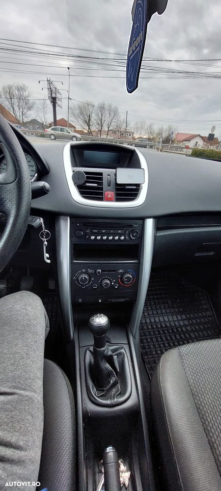 Peugeot 207 1.4 E Active - 6