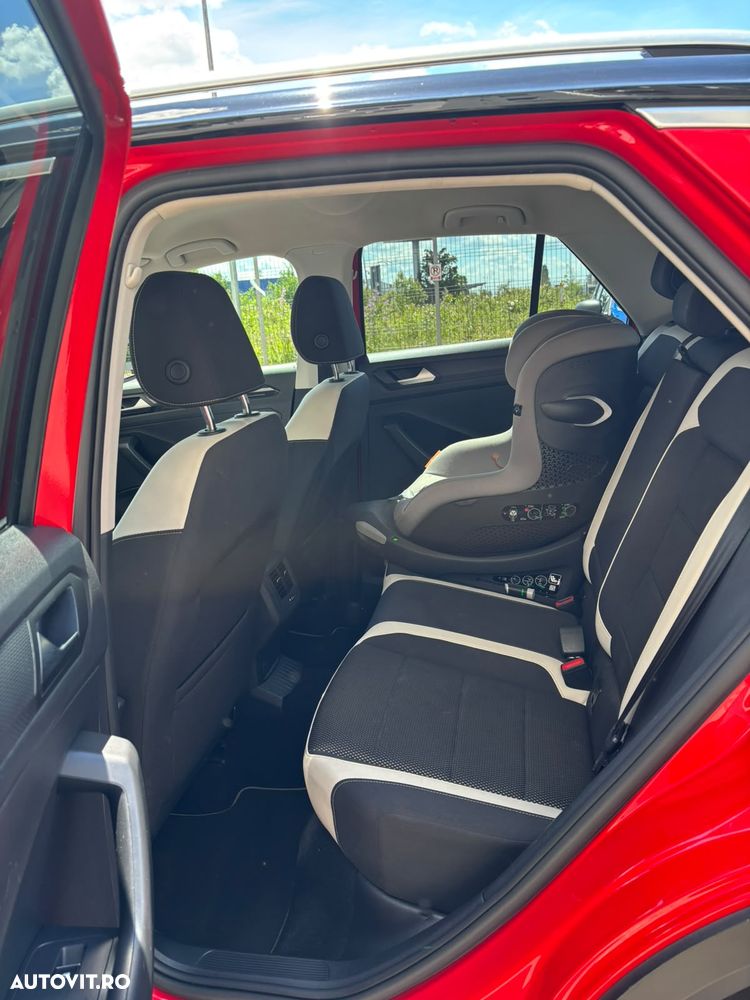 Volkswagen T-Roc - 7