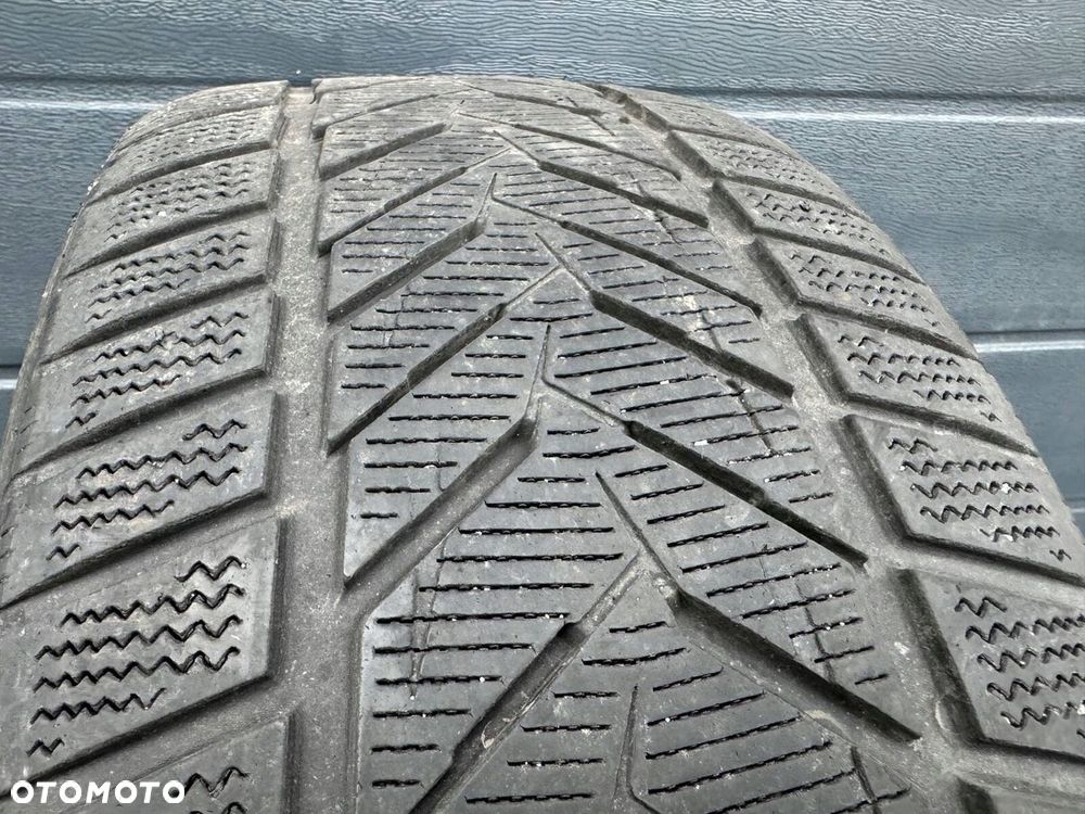 245/40R19 Vredestein Wintrac Xtreme S opona pojedynka zima 4,8mm - 2