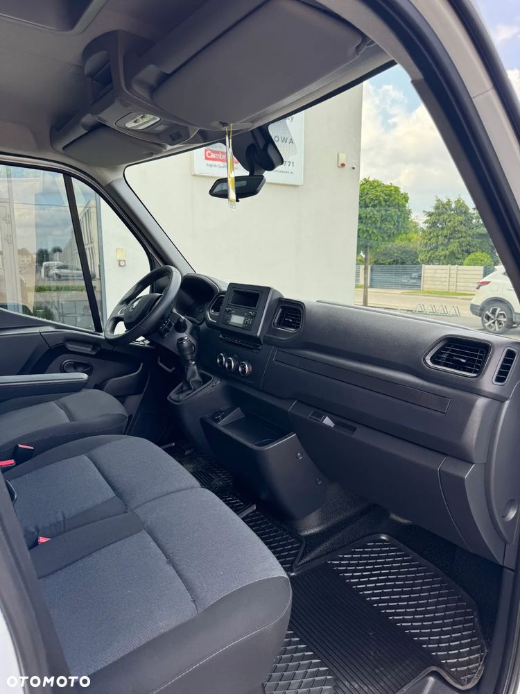 Renault Master - 11