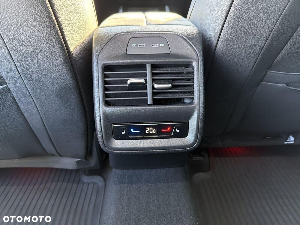 Skoda Superb 2.0 TDI SCR 4x4 Sportline DSG - 24