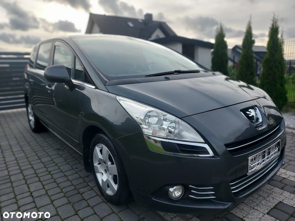 Peugeot 5008 HDI FAP 150 Family Plus - 9