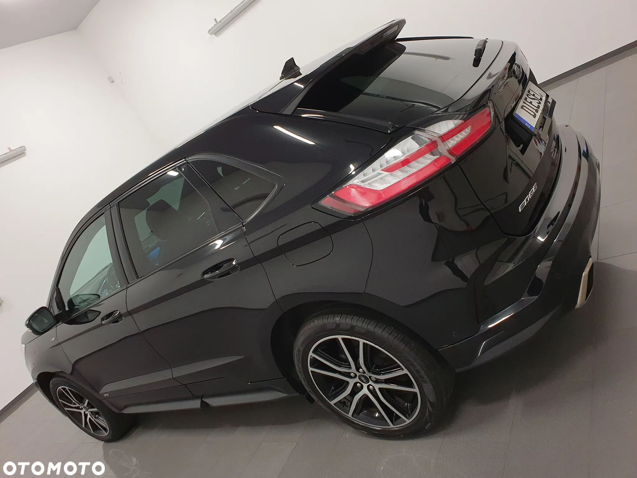 Ford Edge 2.0 EcoBlue Twin-Turbo 4WD ST-Line - 33