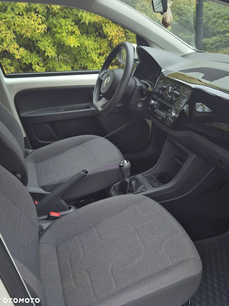 Volkswagen up! - 16