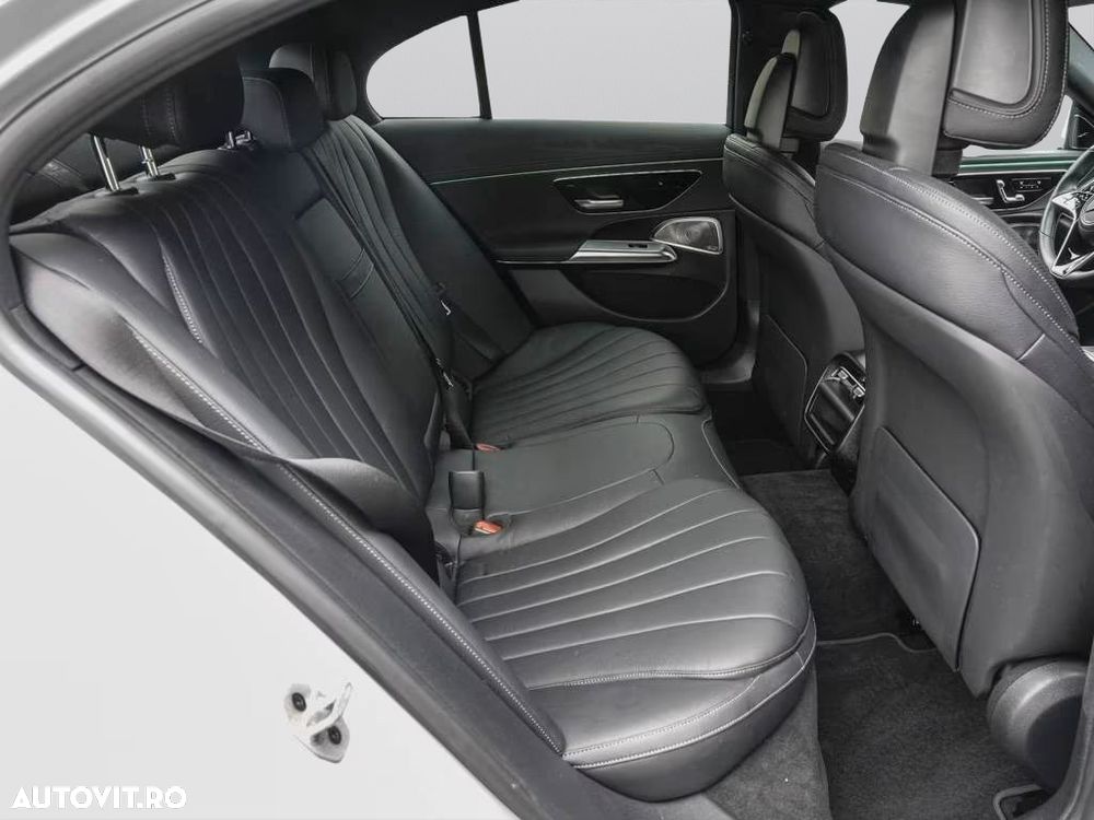 Mercedes-Benz E 400 4MATIC Aut. - 6