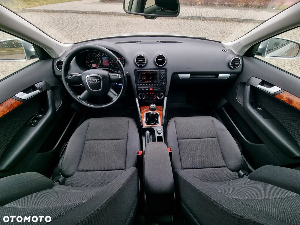 Audi A3 Sportback - 9