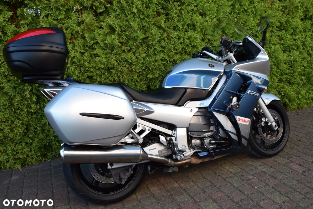 Yamaha FJR - 2