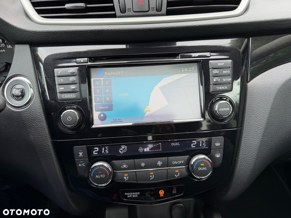 Nissan Qashqai 1.6 DCi TEKNA - 17
