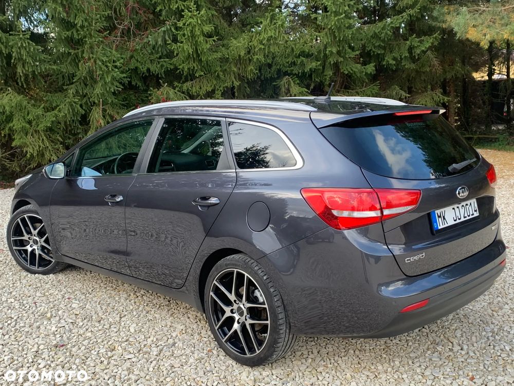 Kia Ceed 1.6 CRDi GT Line - 8