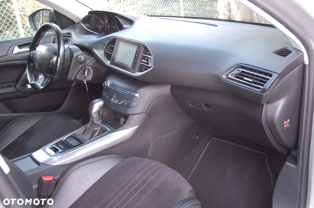 Peugeot 308 BlueHDi FAP 120 EAT6 Stop&Start Allure - 5