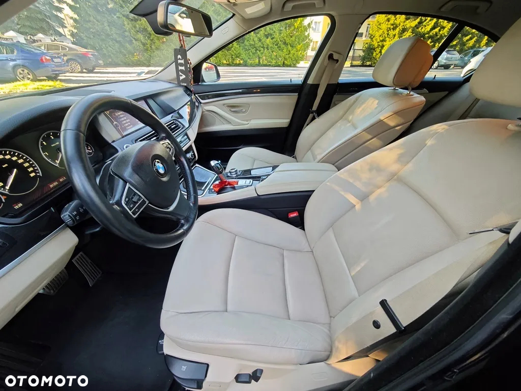 BMW Seria 5 520d Sport-Aut - 27