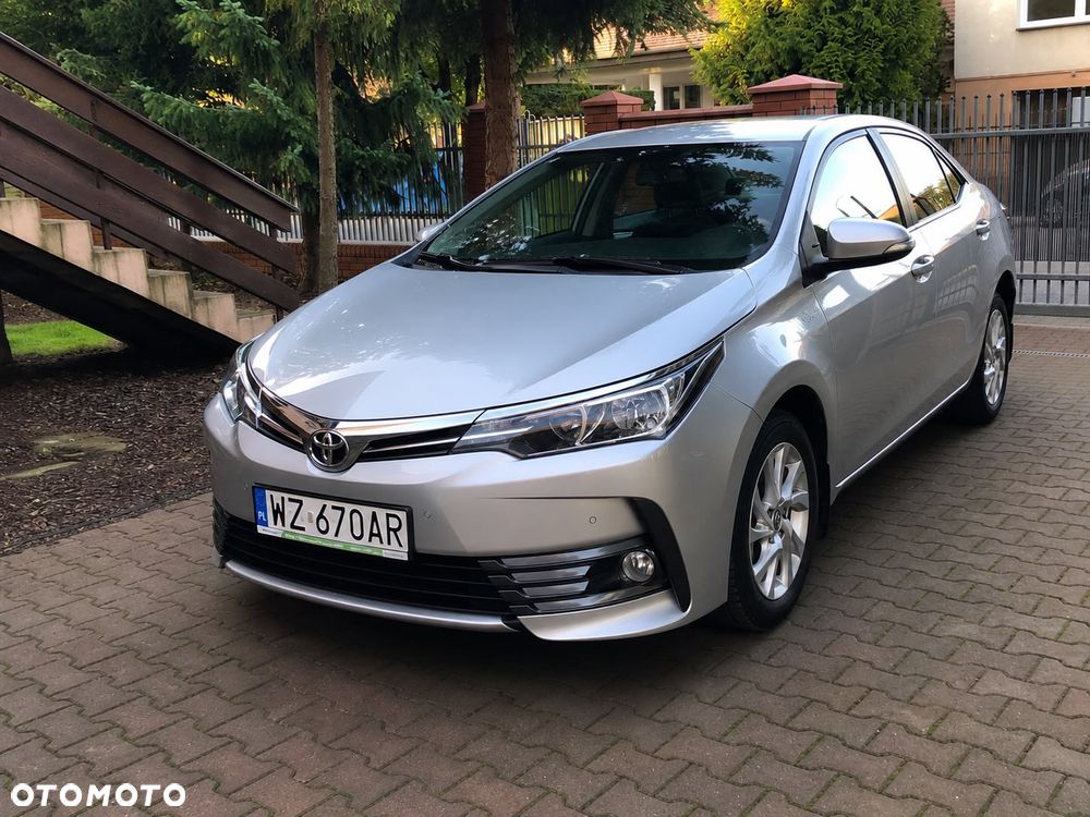 Toyota Corolla 1.6 Comfort - 3