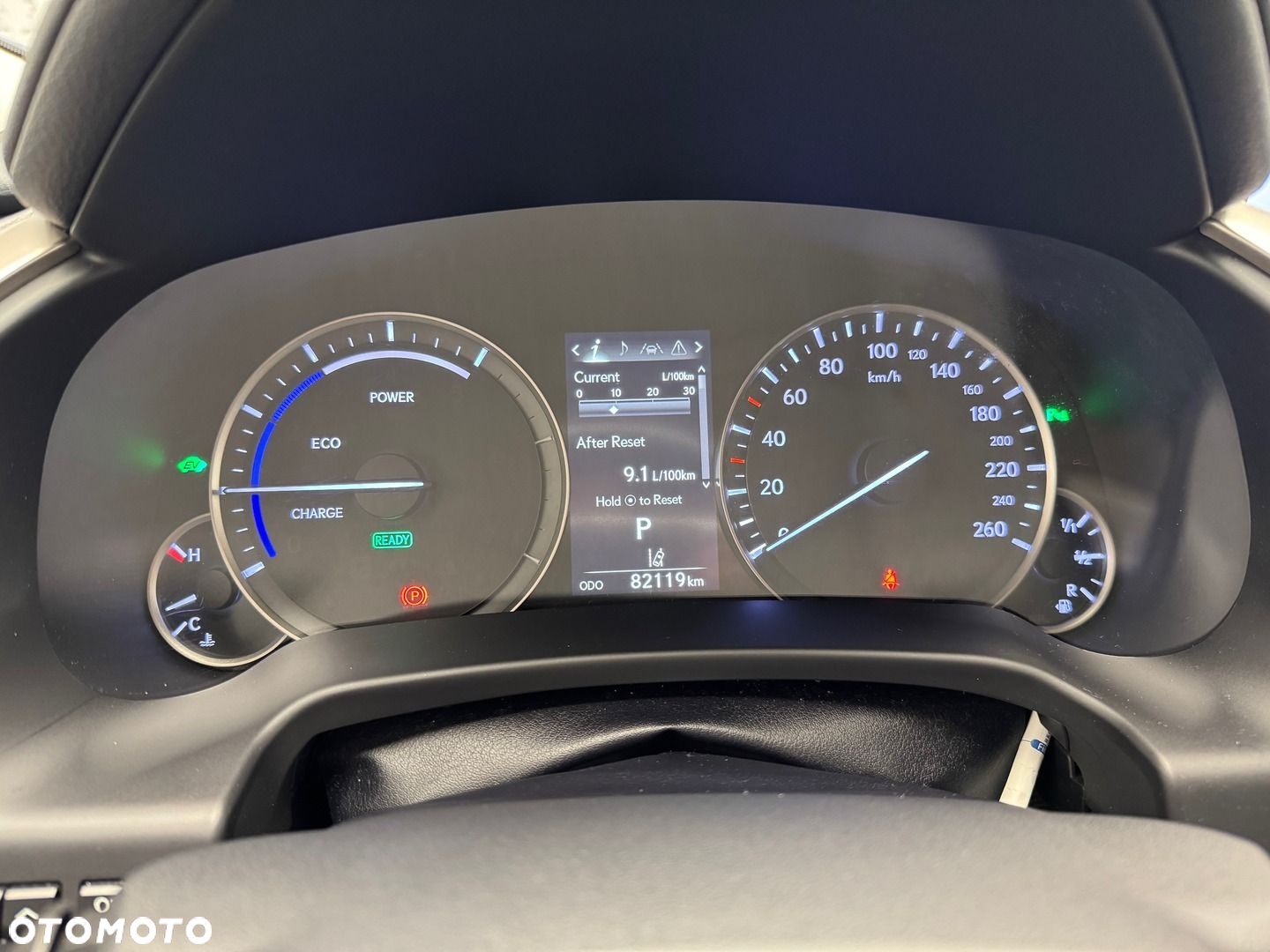 Lexus RX - 16