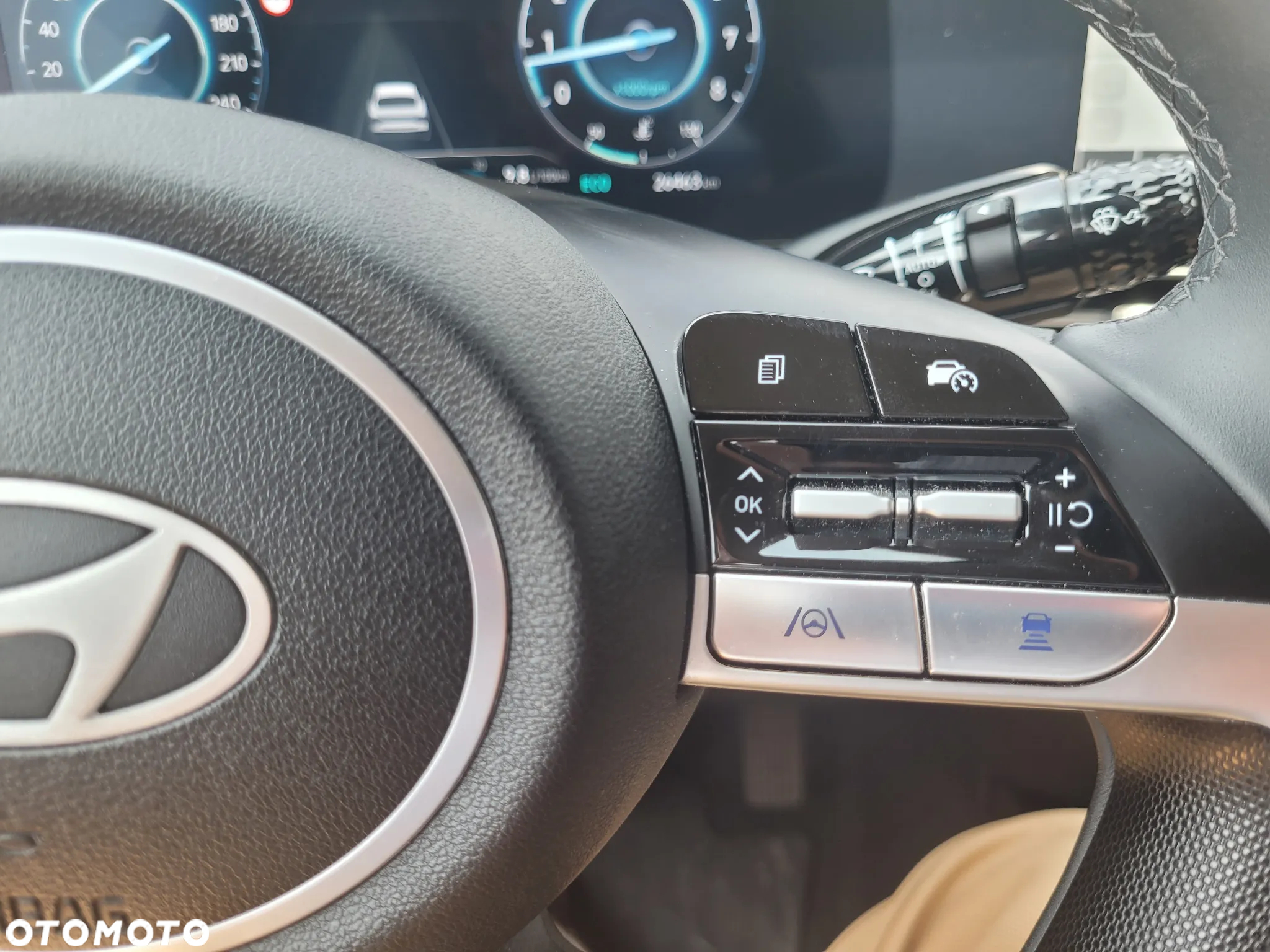 Hyundai Elantra 1.6 Smart CVT - 20