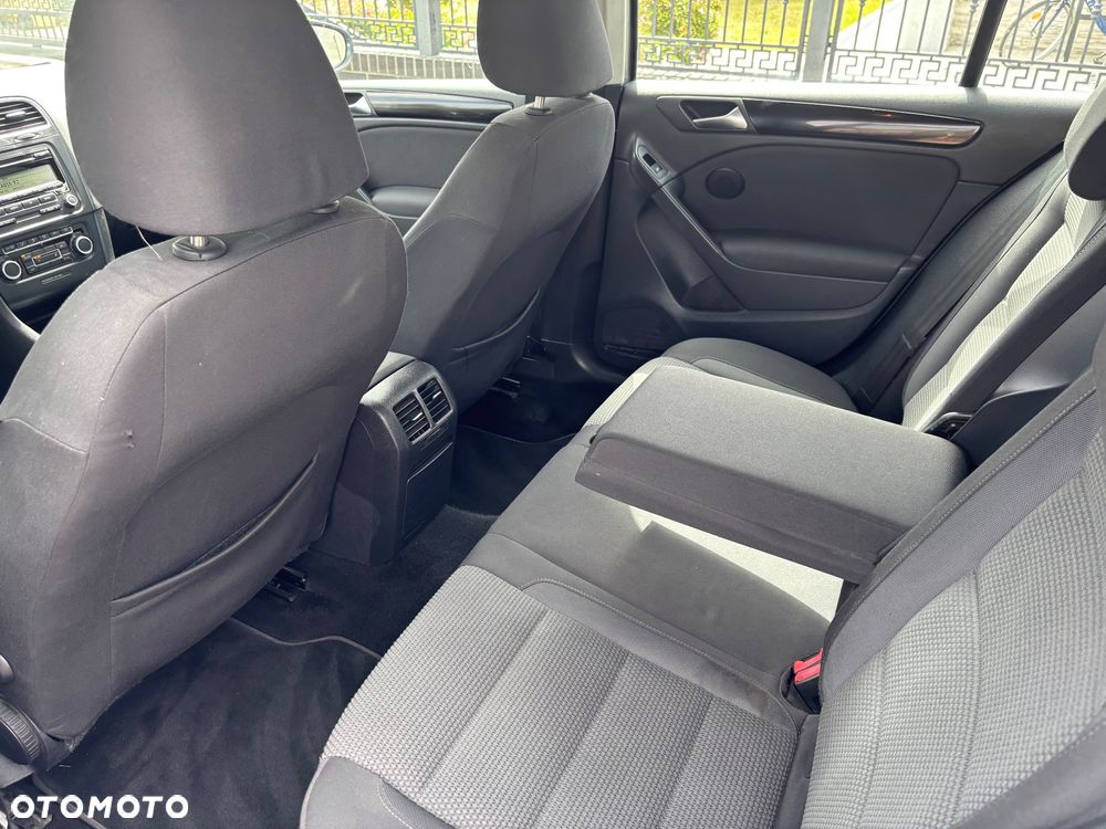 Volkswagen Golf 1.6 TDI DPF BlueMotion Technology Comfortline - 19
