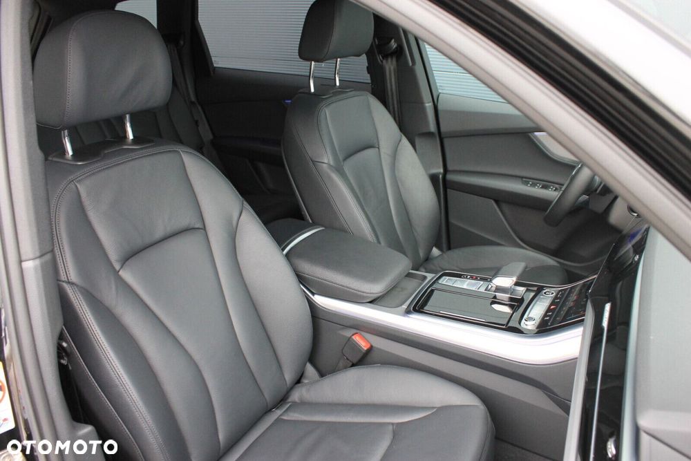 Audi Q7 - 36