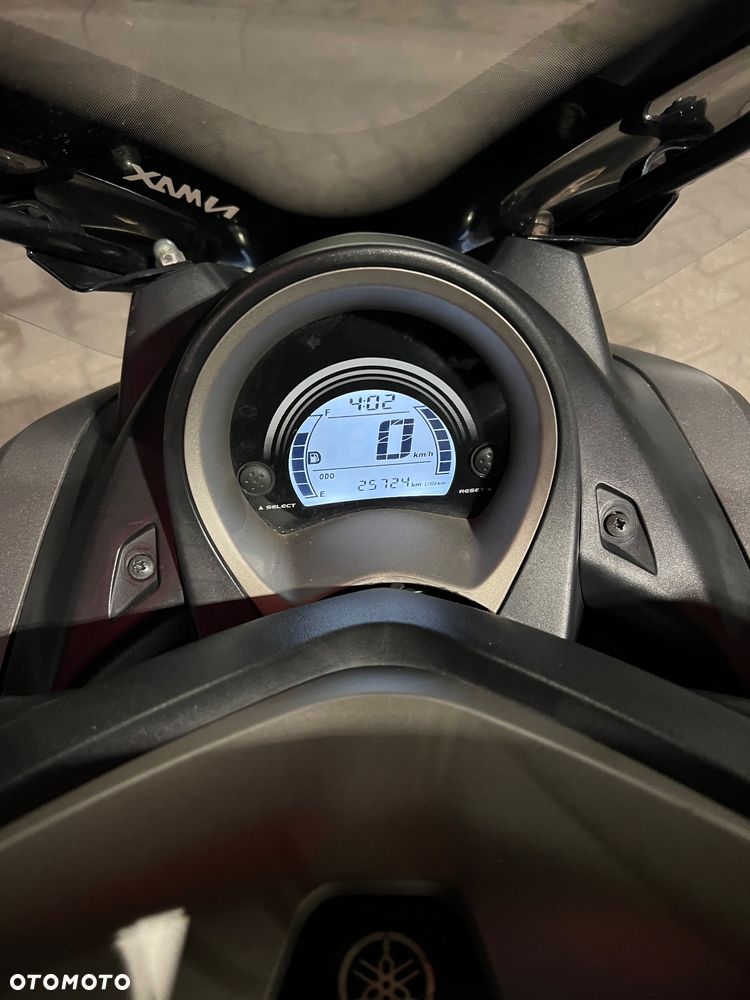 Yamaha NMAX - 5