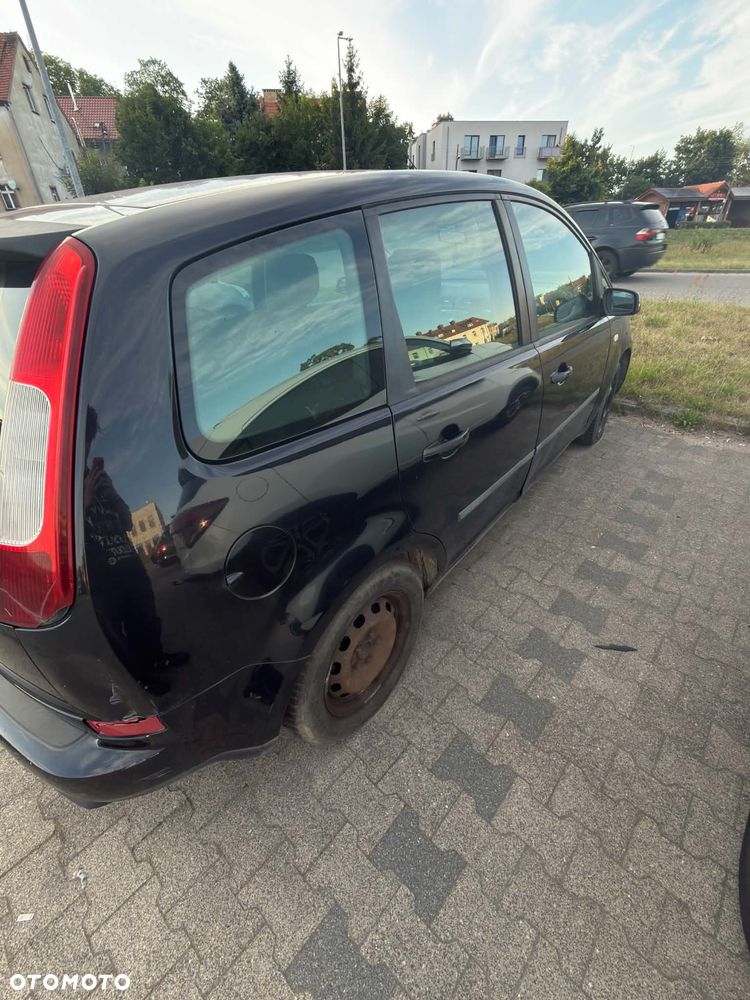 Ford Focus 1.8 Trend - 5