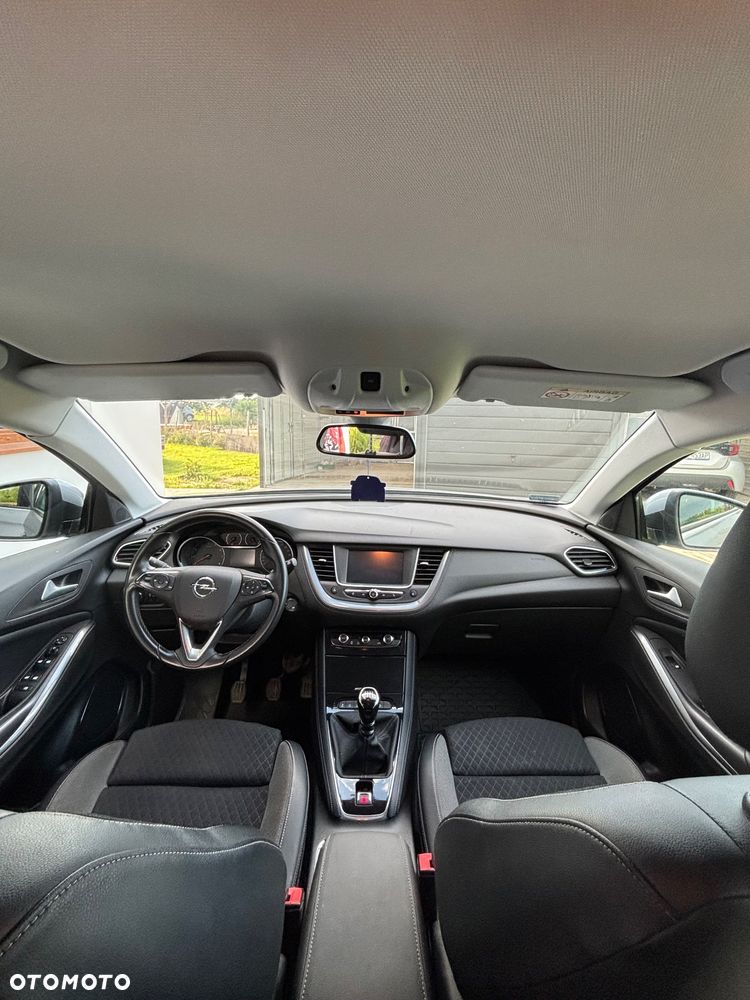 Opel Grandland X 1.2 T Innovation S&S - 9
