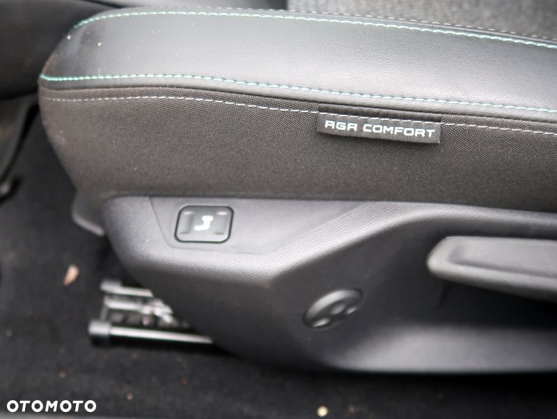 Peugeot 408 1.2 PureTech mHEV Allure S&S e-DSC6 - 21