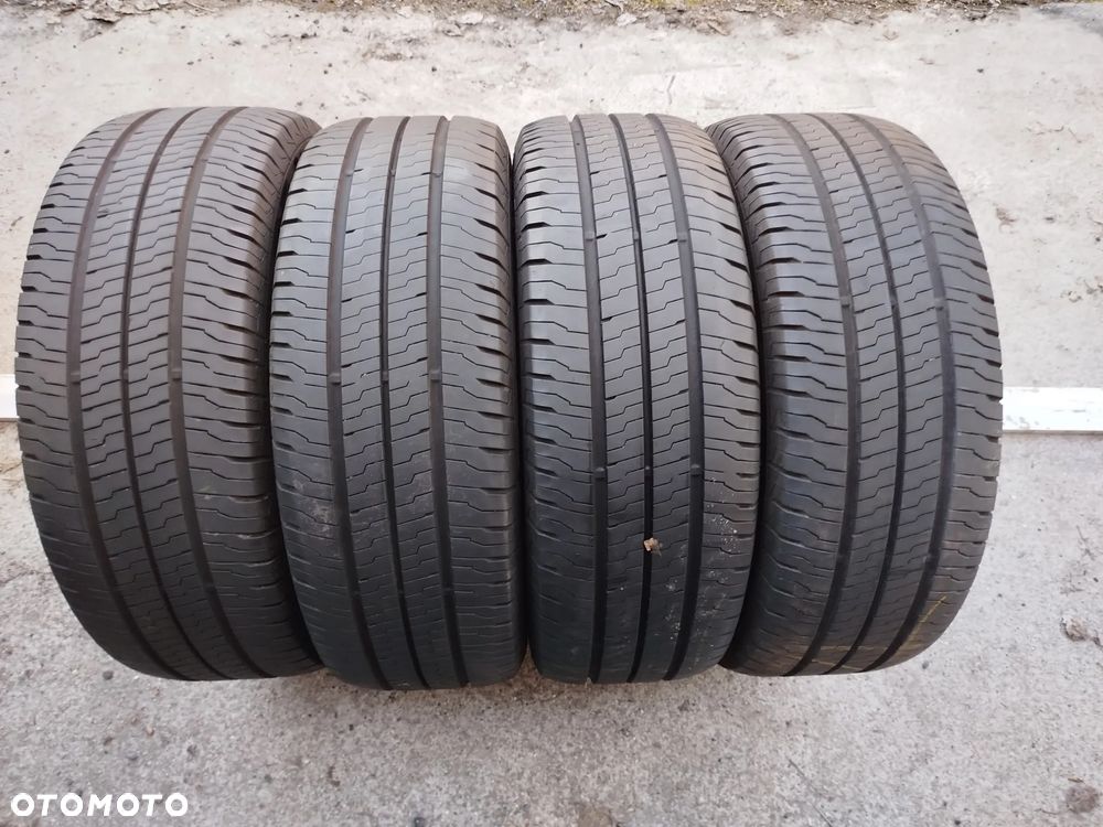 235/60R17C 117R Continental Vancontact Eco  4x95% bieznika - 1